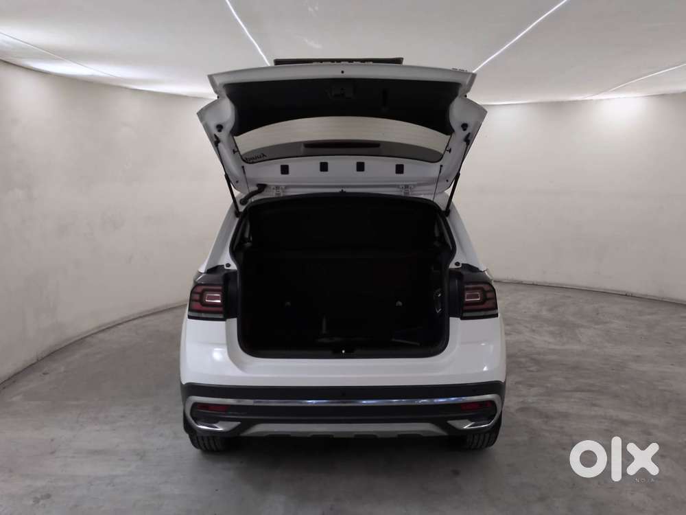 Volkswagen Taigun Topline 1.0 Tsi At (electric Seats), 2022, Petrol