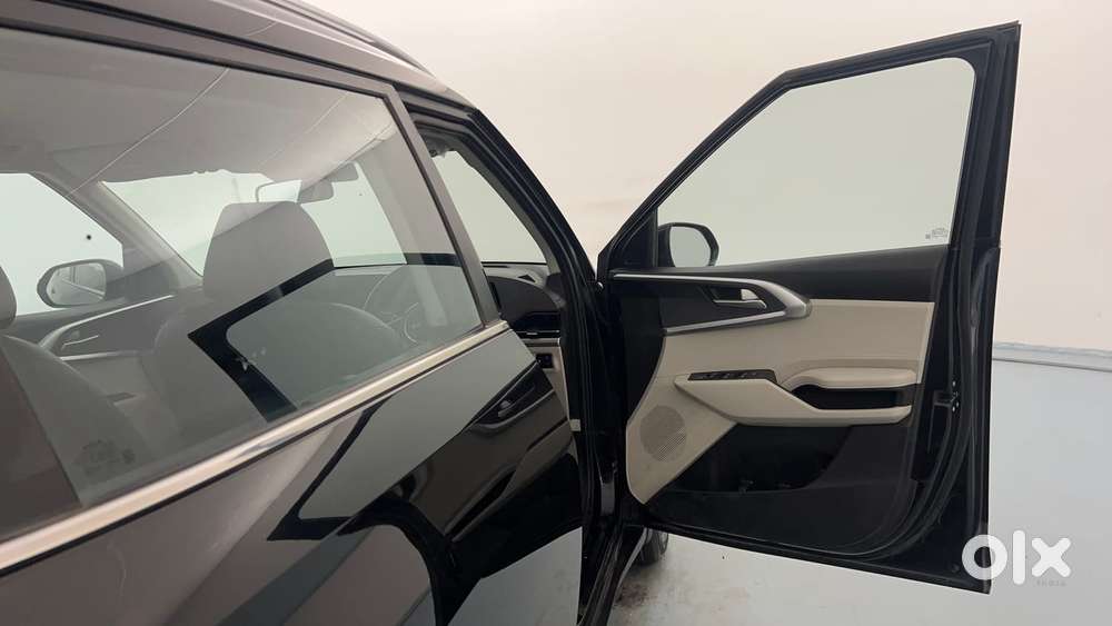 Kia Carens 1.4 Prestige Plus Turbo 7 Str, 2022, Petrol