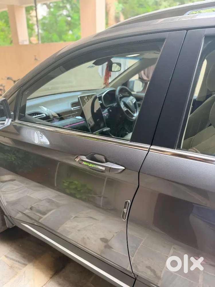 Mg Hector Sharp Pro