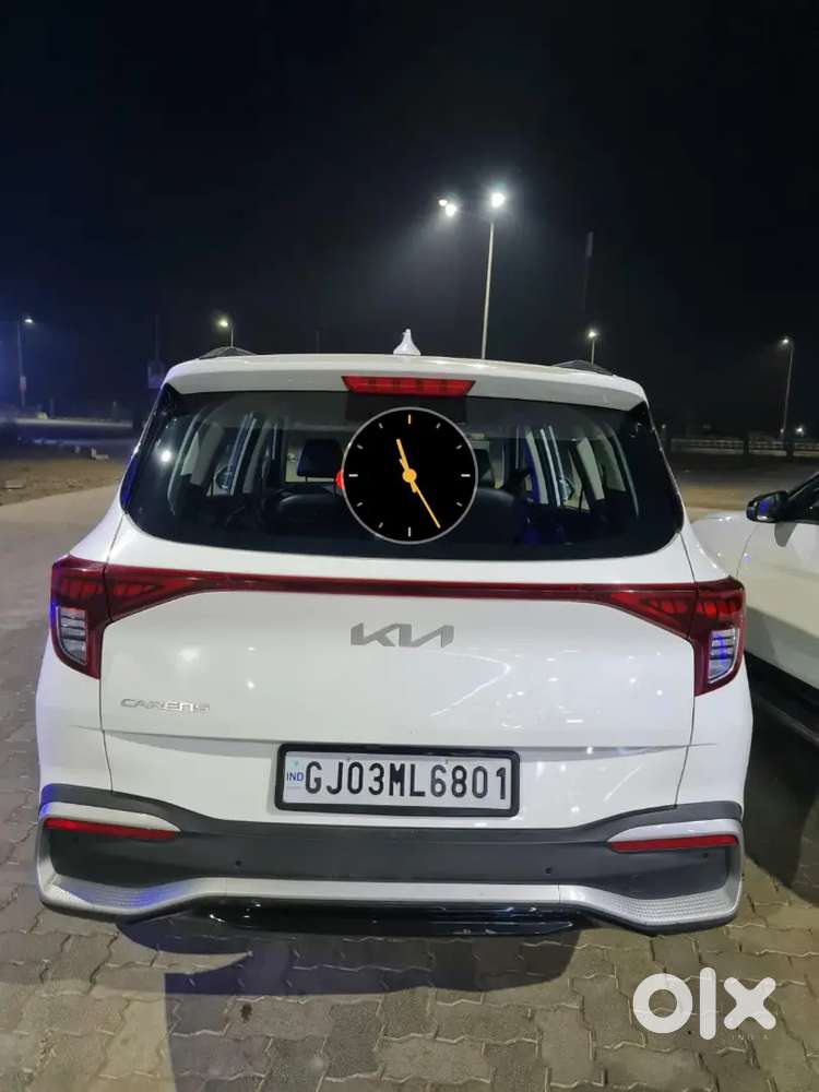 Kia Carens 2023 Cng & Hybrids 120000 Km Driven