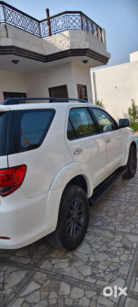 Toyota Fortuner 3.0 4x4 Manual, 2012, Diesel