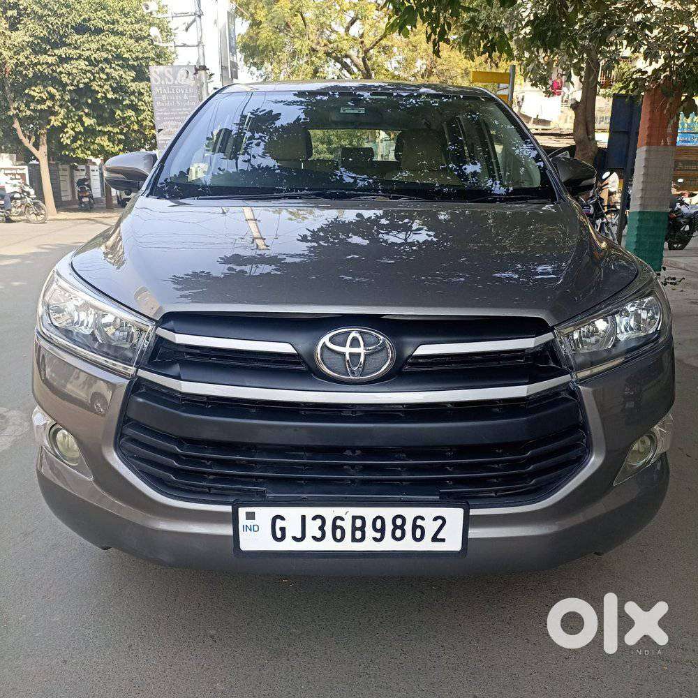 Toyota Innova Crysta 2.8 Gx At, 2017, Diesel