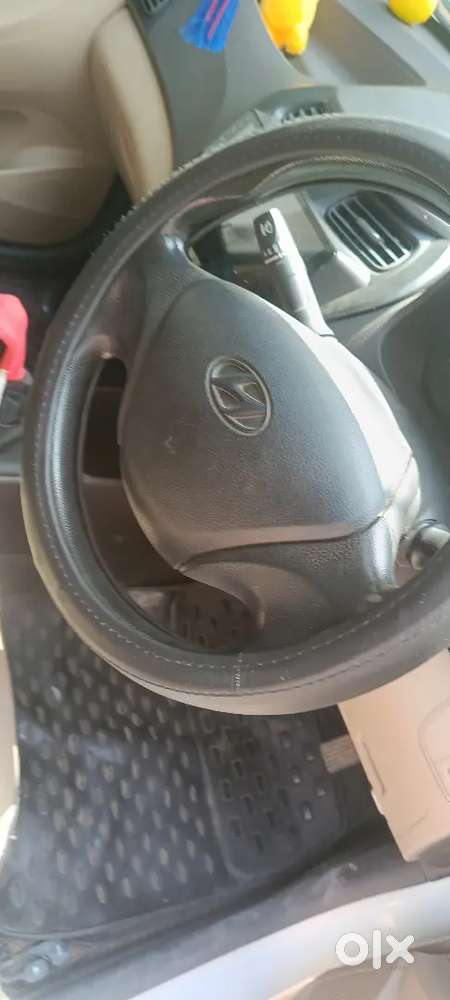Hyundai Eon Magna 2015 Petrol Manual Argent Sell