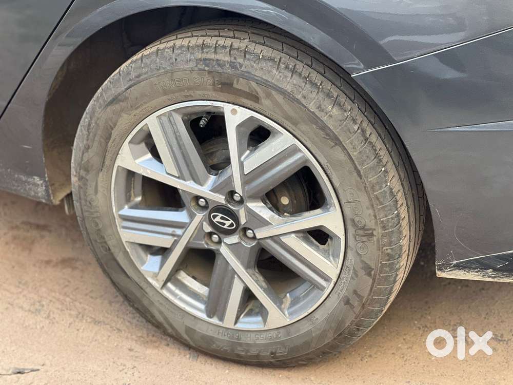 Hyundai Verna 1.5 Sx (o) Vtvt Ivt, 2023, Petrol