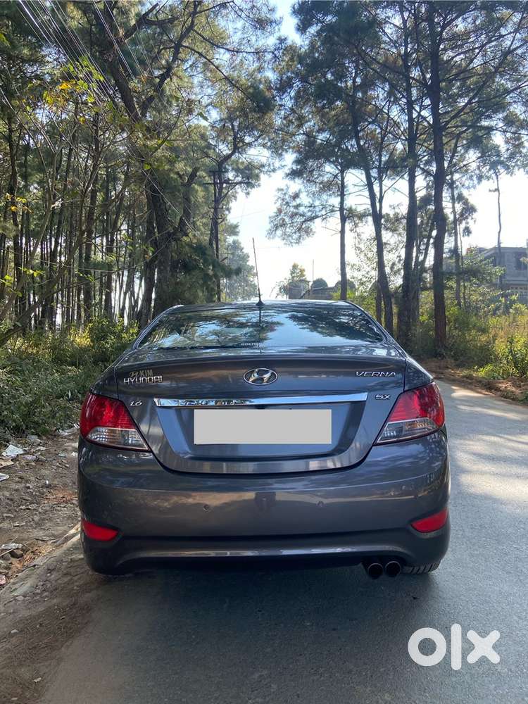 Hyundai Fluidic Verna 2012