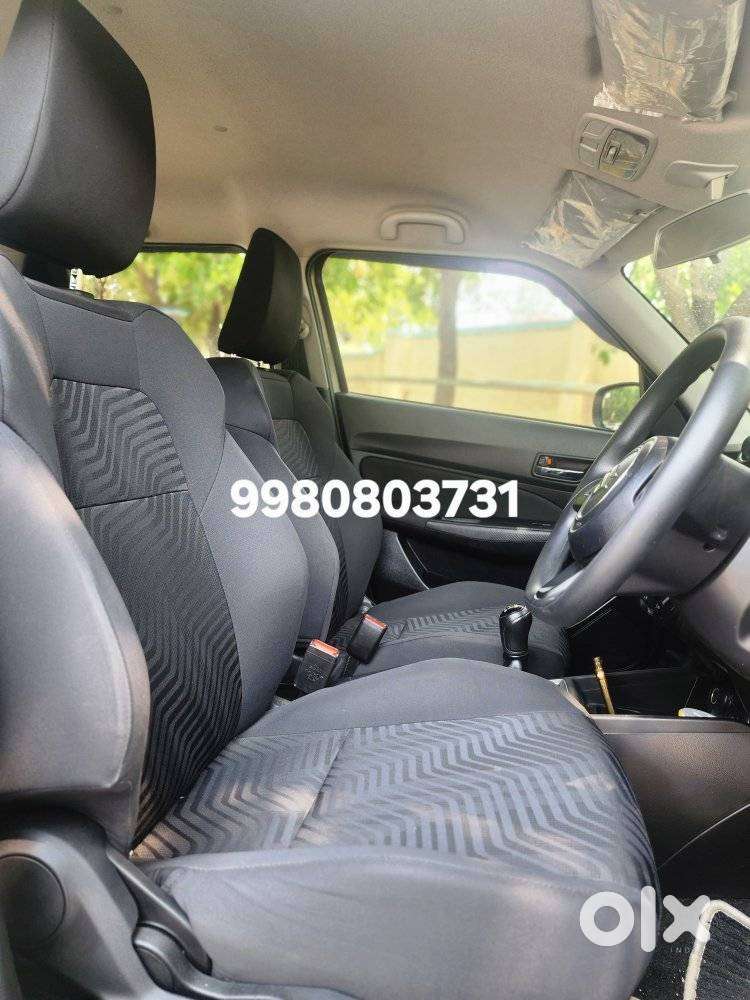 Maruti Suzuki Swift Vxi + Manual, 2021, Petrol