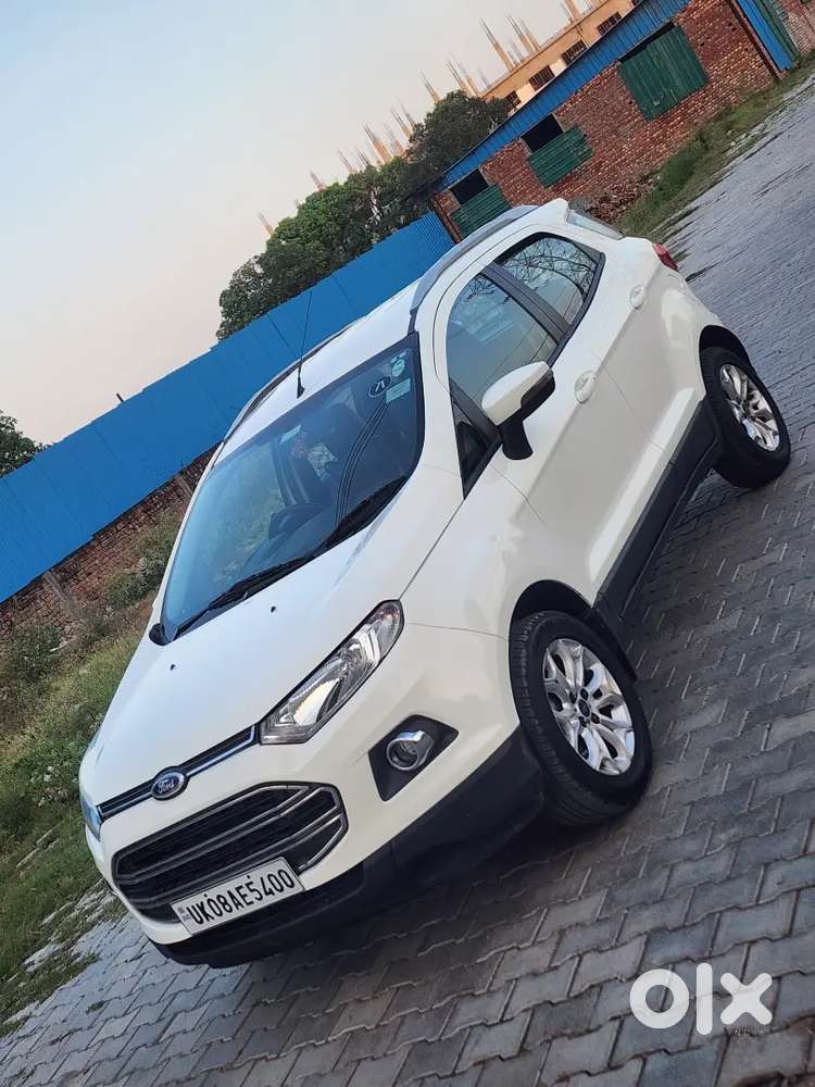 Ford Ecosport Titanium 
Petrol 
Push Button Stat
Full Insurance