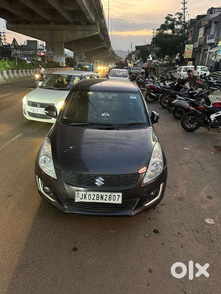 Maruti Suzuki Swift 2015 Petrol Well Maintained