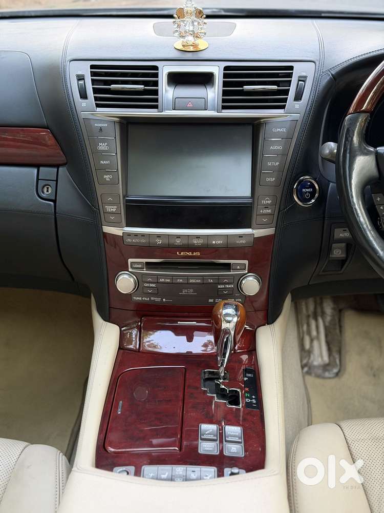 Lexus Ls 600 Hl, 2011, Petrol