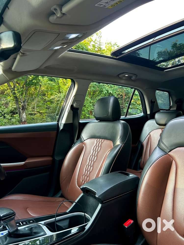 Hyundai Alcazar Platinum (o), 2023, Diesel-at, 7 Seater, Black