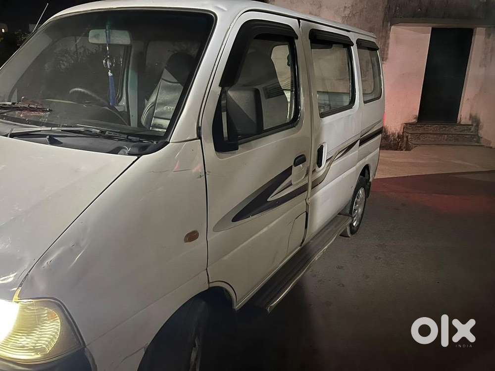 Maruti Suzuki Eeco 2011 Petrol 70000 Km Driven