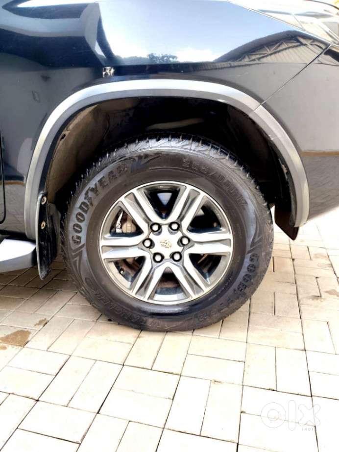 Toyota Fortuner [2021-ongoing] 2.8 2wd Diesel At, 2021, Diesel