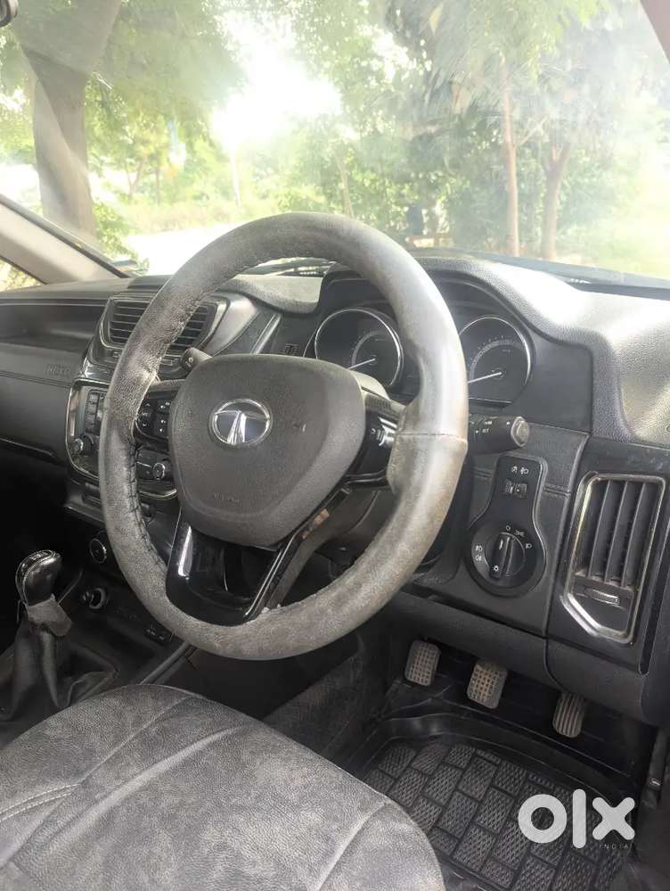 Tata Hexa 2.2 Xe 2018