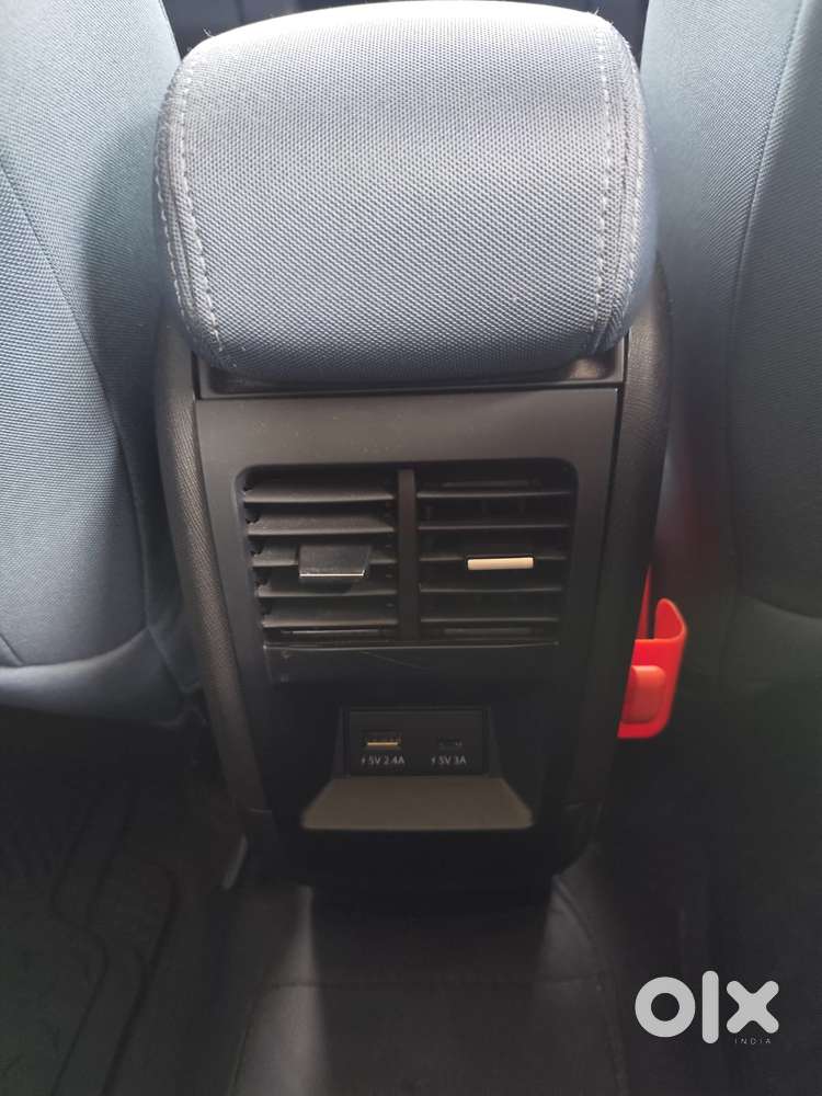 Tata Curvv Creative 1.2 Revotron Petrol 6mt, 2024, Petrol