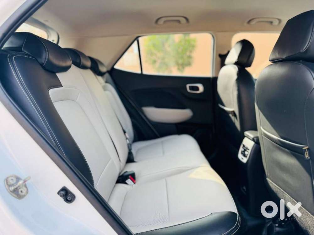 Hyundai Venue 1.2 S (o), 2023, Petrol