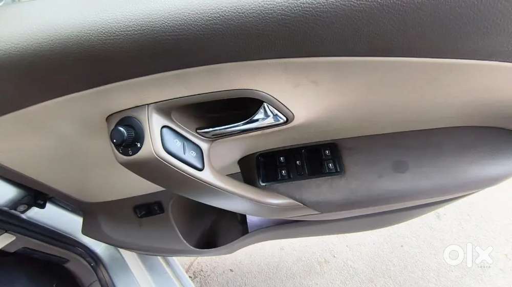 Skoda Rapid Elegance 2015