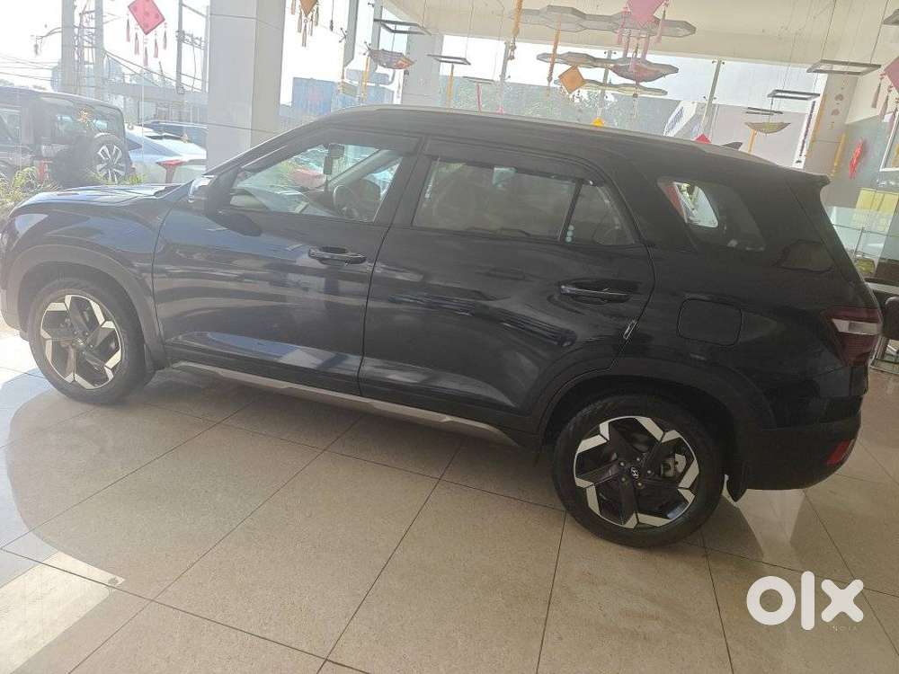 Hyundai Alcazar Platinum, 2024, Petrol