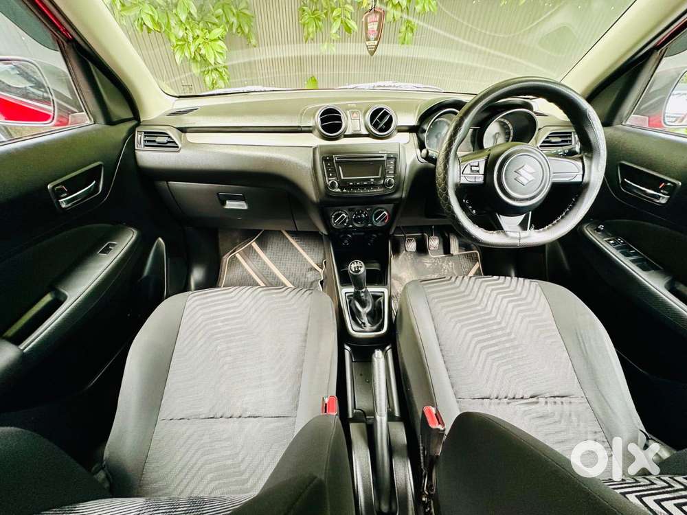 Maruti Suzuki Swift Vxi Optional, 2020, Petrol