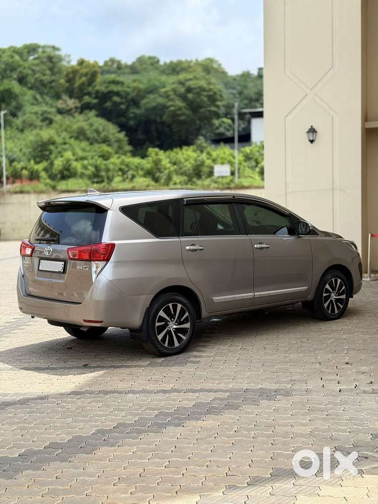 Toyota Innova Crysta 2.4 Z 7 Str, 2022, Diesel