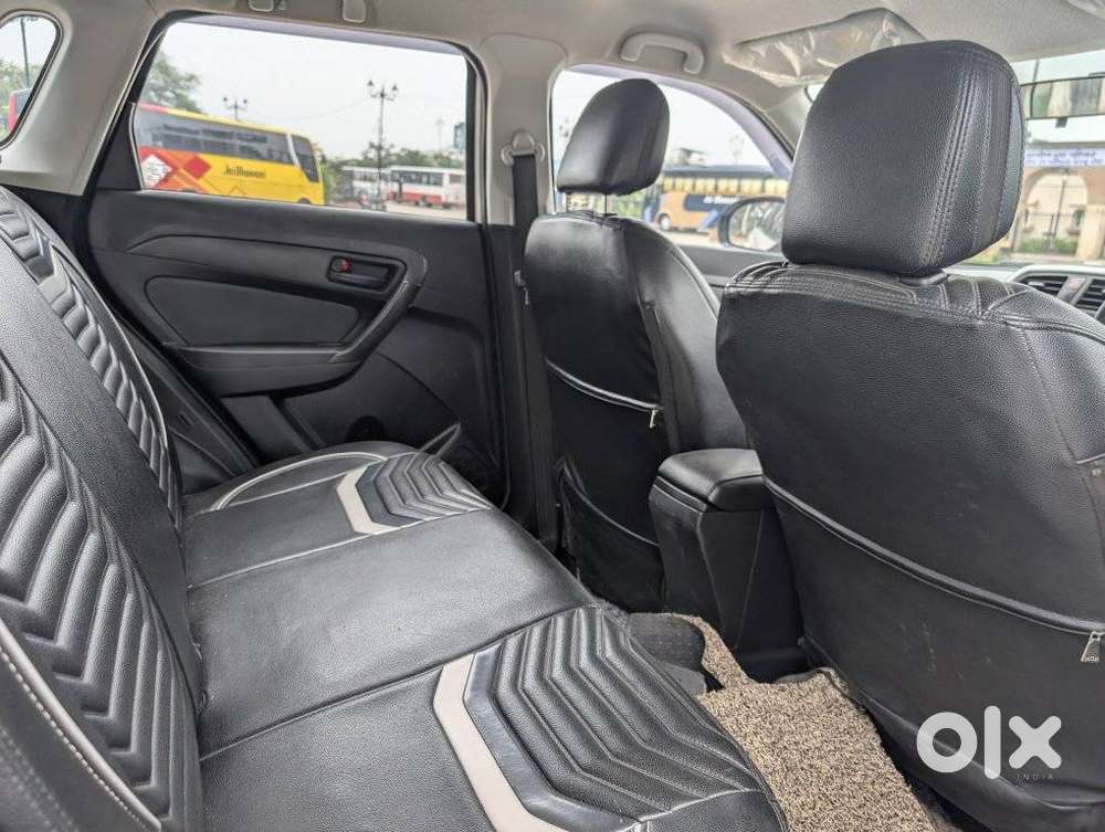 Maruti Suzuki Brezza 1.5 Lxi Smart Hybrid, 2020, Petrol