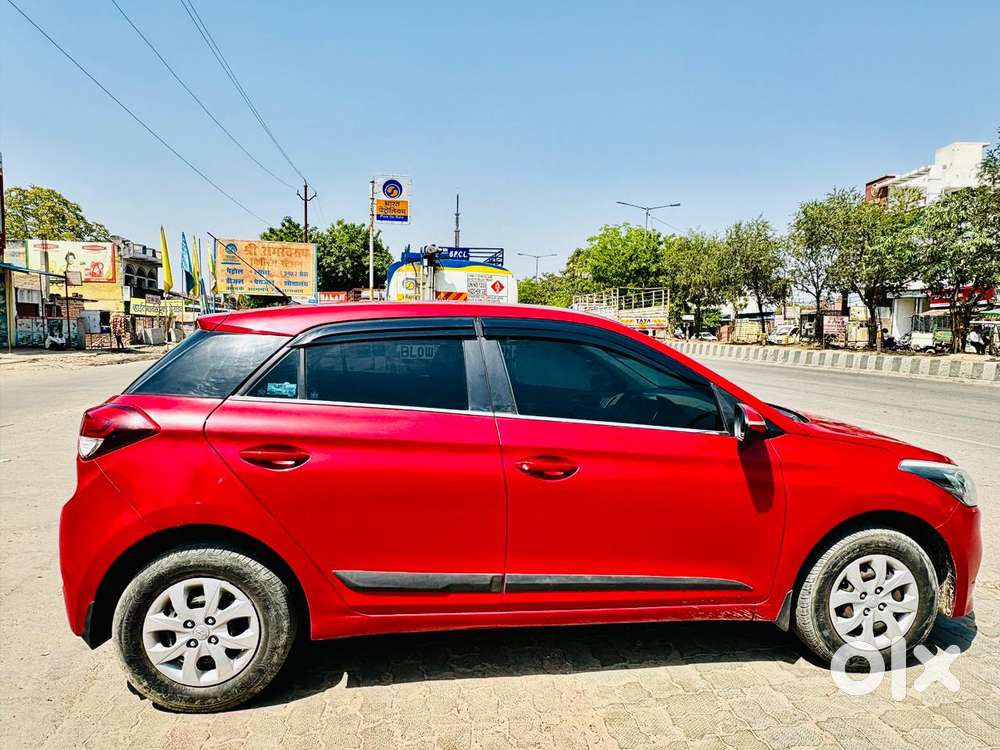 Hyundai I20 Sportz 1.2 Bs-iv, 2017, Petrol