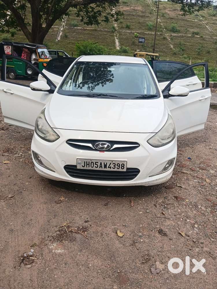 Hyundai Verna Petrol 2014