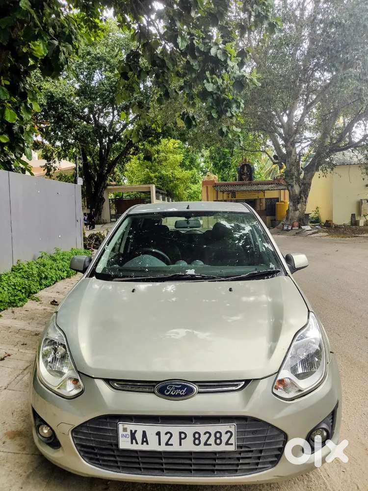 Ford Figo 2013 Diesel Showroom Maintained Till Date