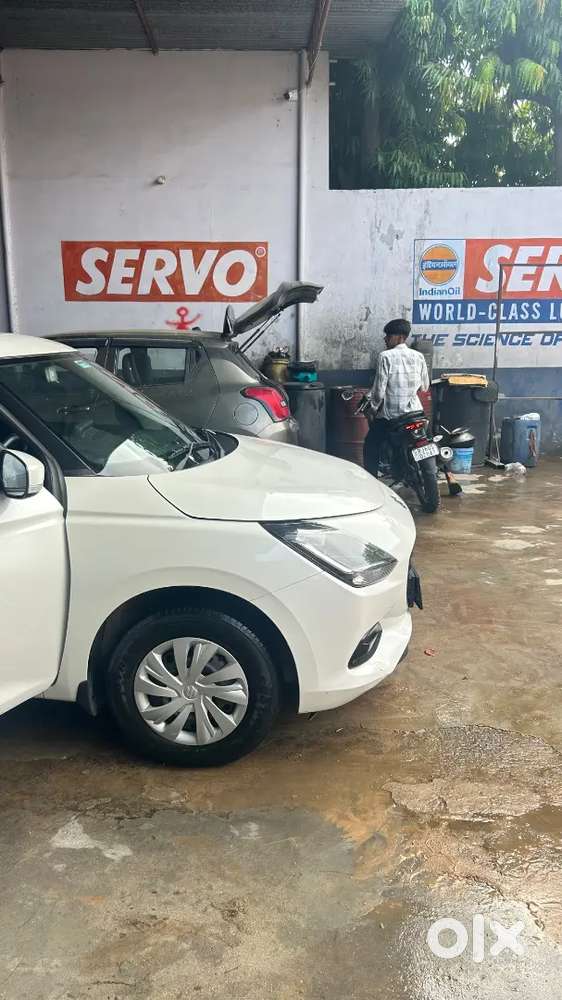 Maruti Suzuki Swift Vxi Cng 12/2025
