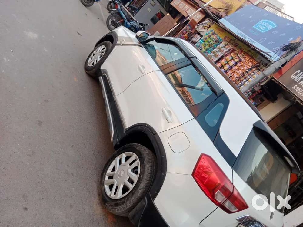 Maruti Suzuki Vitara Brezza 2018 August Diesel Well Maintained