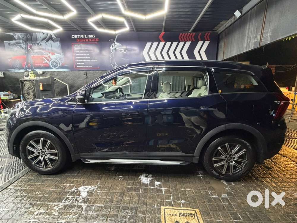 Mahindra Xuv700 Petrol 2023