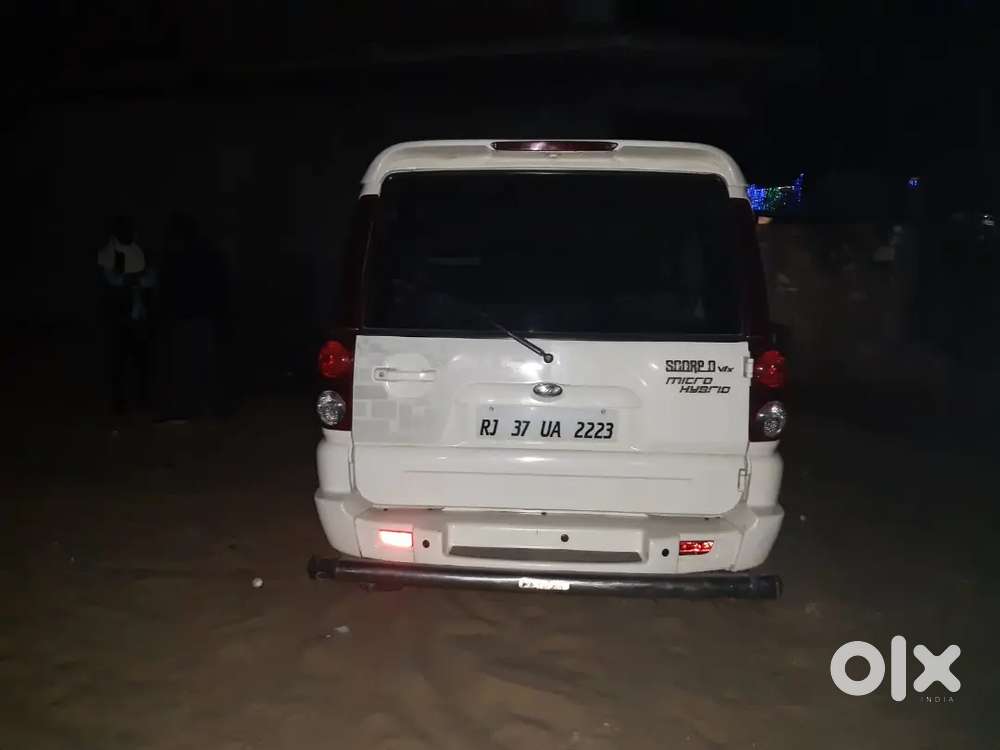 गायत्री नगर गोविन्दगढ राजमार्ग  Nh 52 के पास