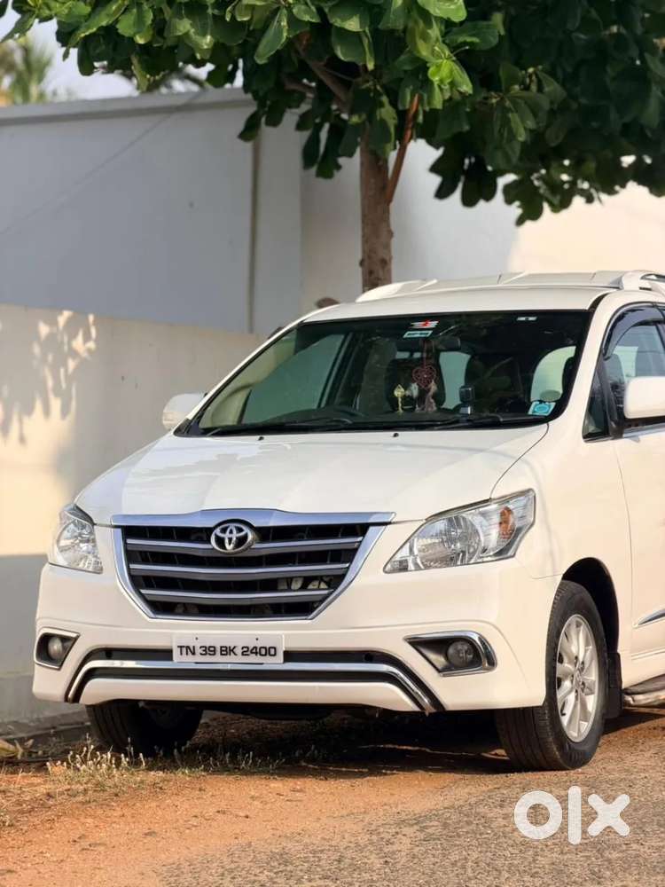 Toyota Innova 2.5 Zx Diesel 7 Seater Bsiii, 2013, Diesel