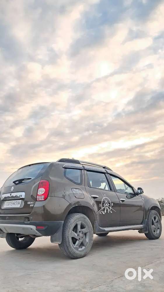 Renault Duster 110 Ps Rxz Mt  Topend  2015