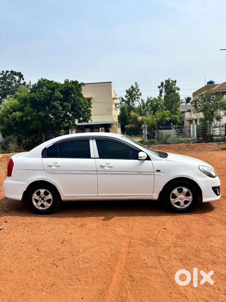 Hundai Verna For Sale