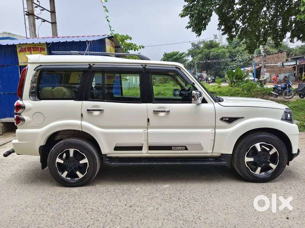Mahindra Scorpio Classic 2.2 S 11 Mt 7 Str, 2023, Diesel