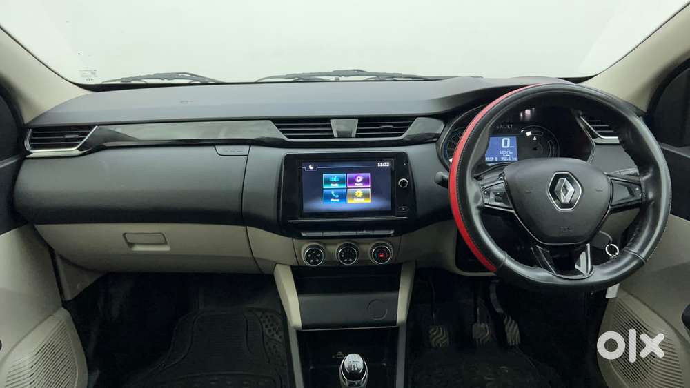 Renault Triber Rxz, 2022, Petrol