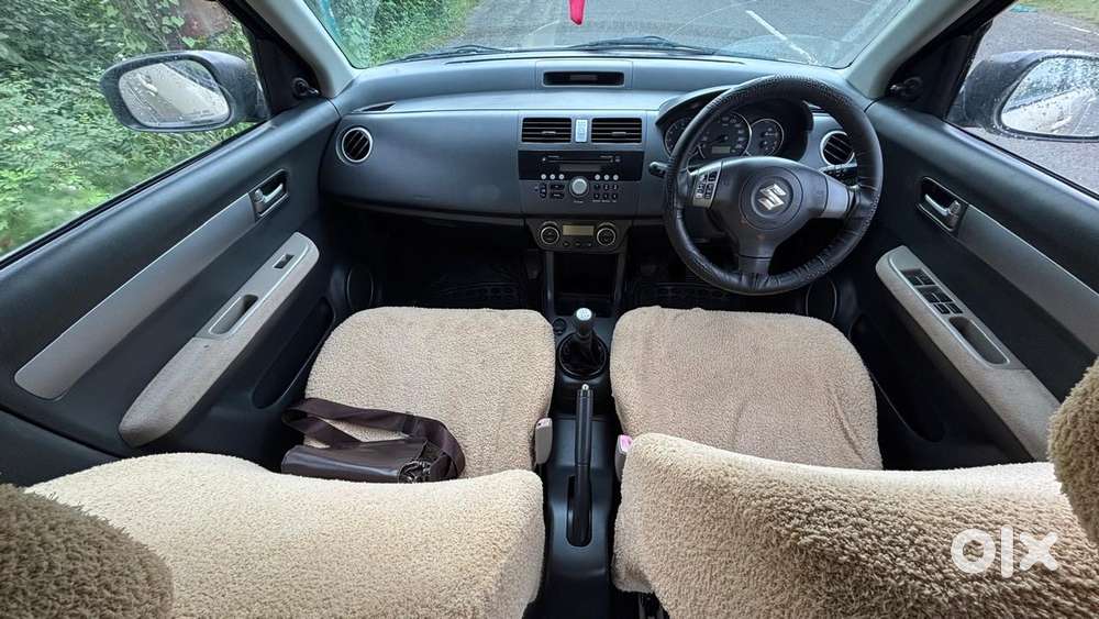 Maruti Suzuki Swift Dzire 1.2 Zxi Bsiv, 2010, Petrol