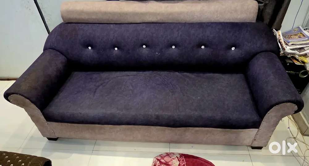 5 seater sofa & 4 seater couch