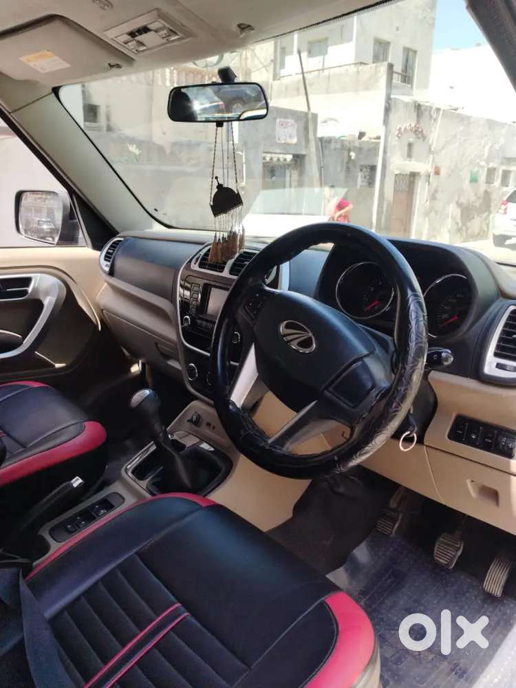 Mahindra Bolero Neo 2017