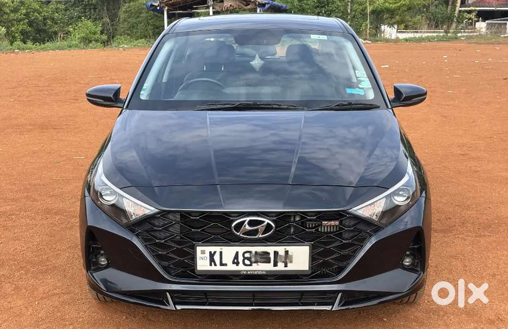Good Looking Well Maintained New Model I20
