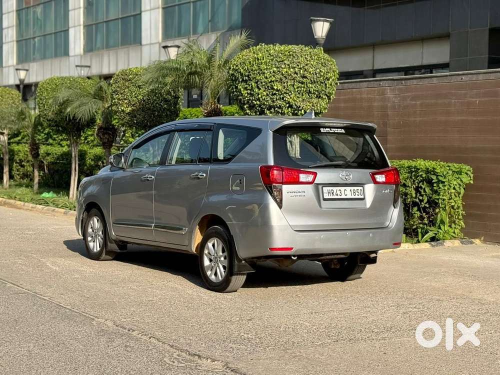 Toyota Innova Crysta