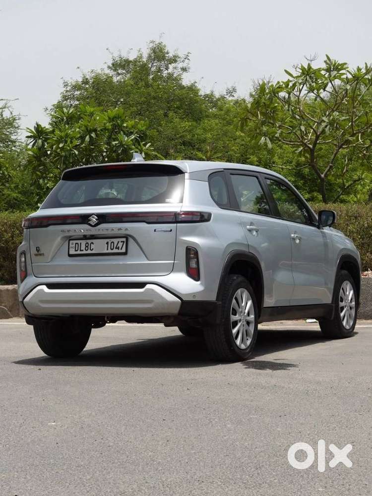 Maruti Suzuki Grand Vitara 1.5 Delta Smart Hybrid At, 2023, Petrol