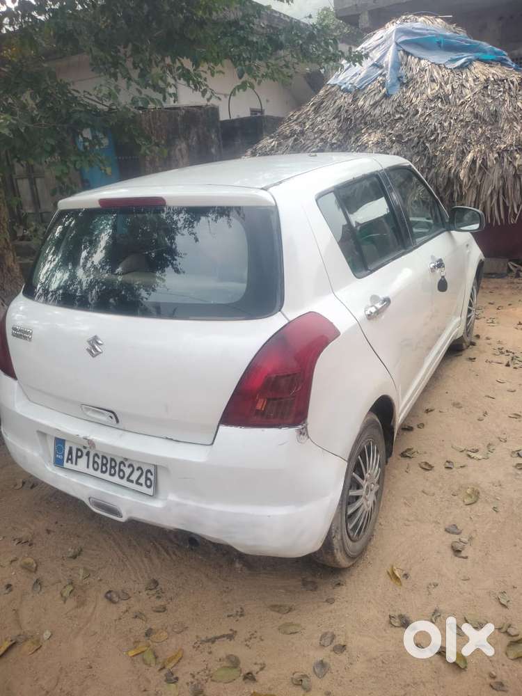 Maruti Suzuki Dzire 1.2 Vxi Cng, 2023, Cng & Hybrids