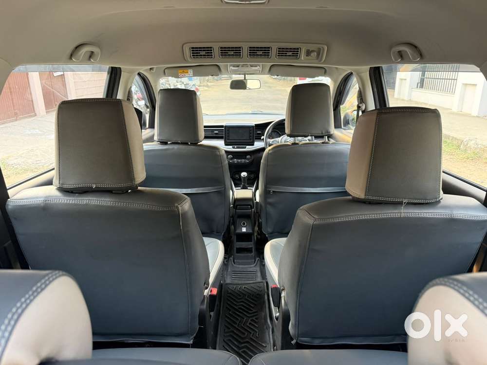 Maruti Suzuki Xl6 1.5 Zeta Mt, 2022, Petrol