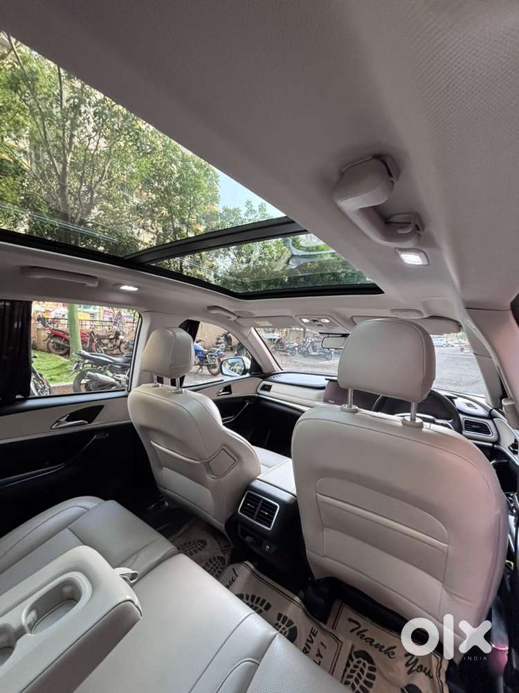 Mahindra Xuv700 Ax7l Awd Diesel 2022