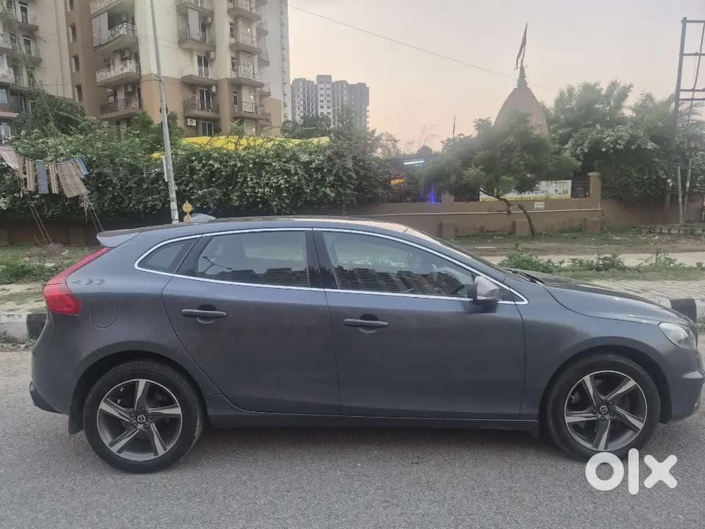 2017 Volvo V40 D3 R Design