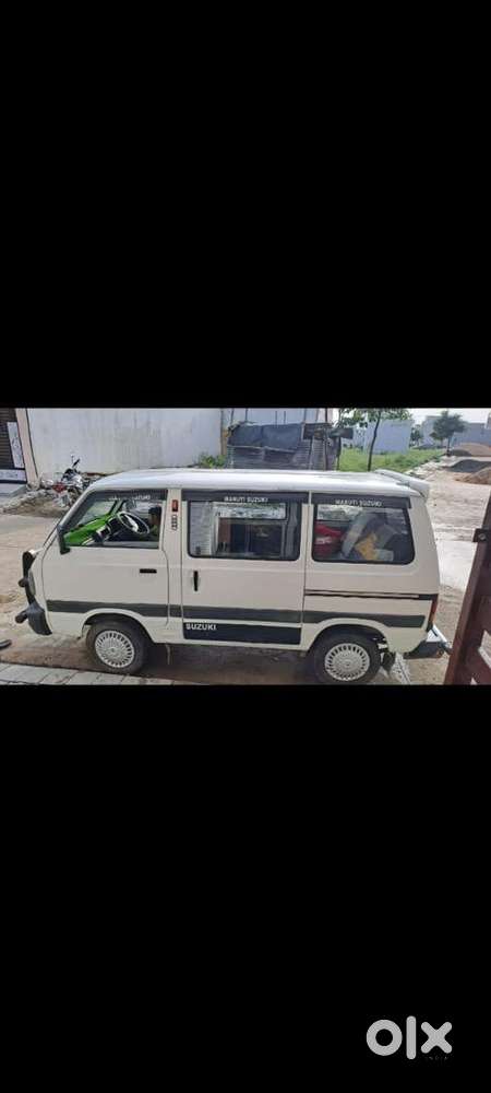 Maruti Suzuki Omni 2013 Petrol Well Maintained