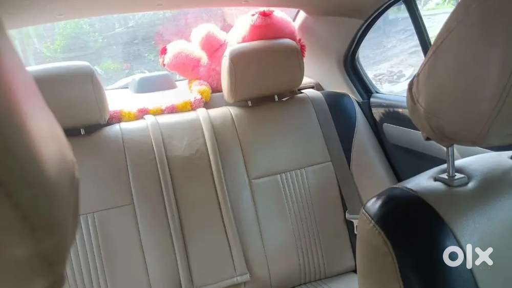 Maruti Suzuki Swift Dzire 2010