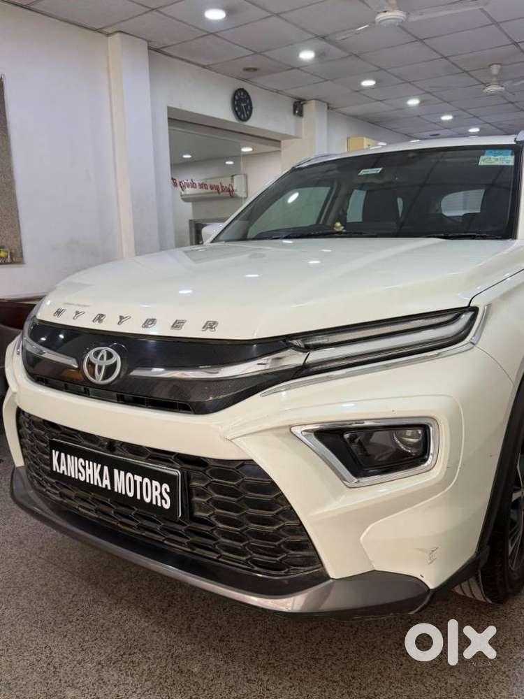 Toyota Urban Cruiser Hyryder 1.5 V Hybrid, 2024, Petrol