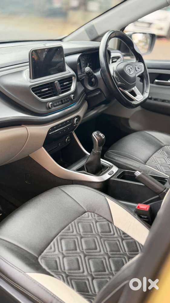 Tata Altroz 1.2 Xe, 2020